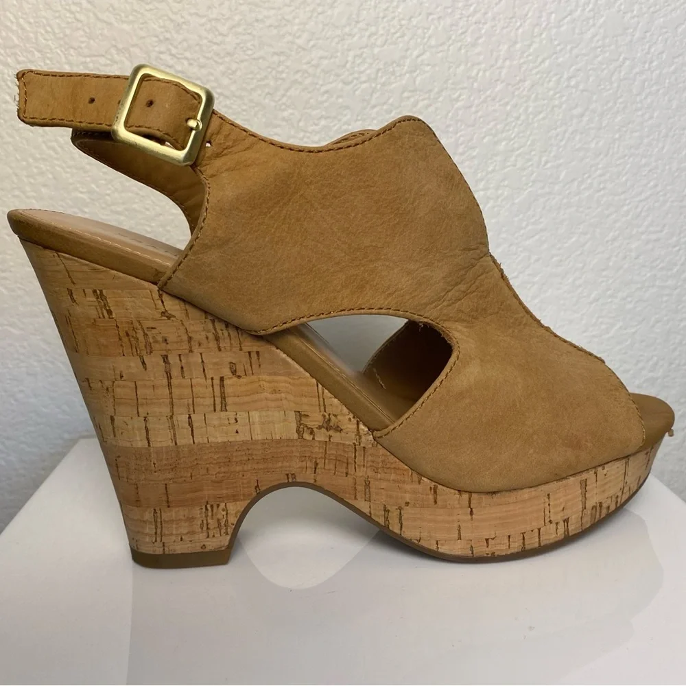 Franco Sarto Gallard Tan Leather Slingback Heels Size 7.5
